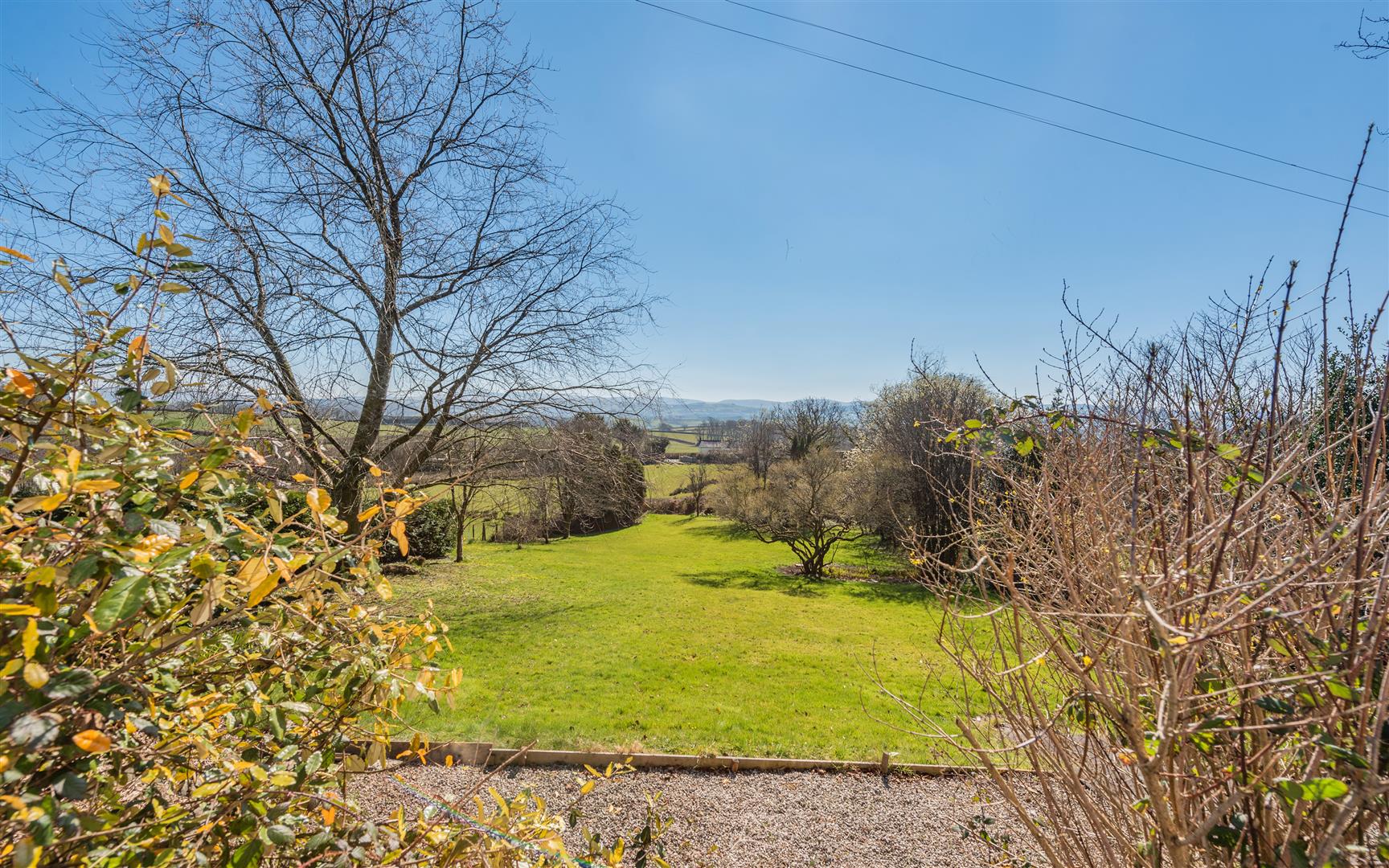 Y Wern, Llansadwrn, Llanwrda, SA19 8HY